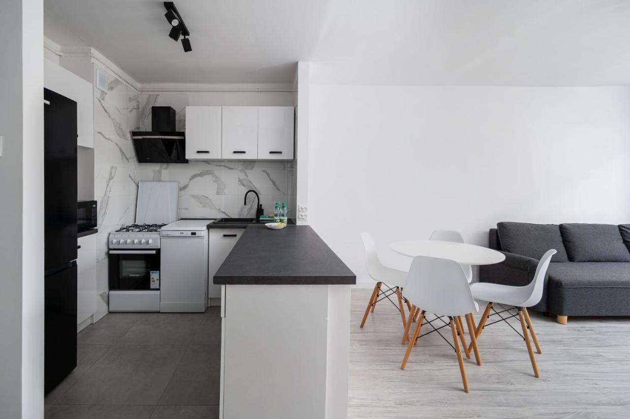 Wierzbno Modern Apartment Warsawa Bagian luar foto